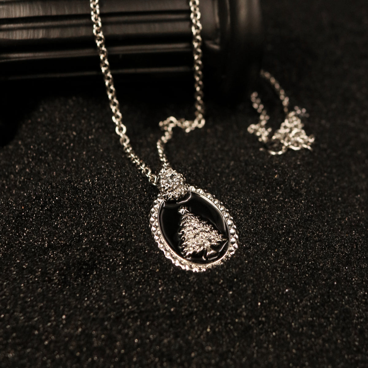 RR Halo Drop Teardrop Pendant Necklace