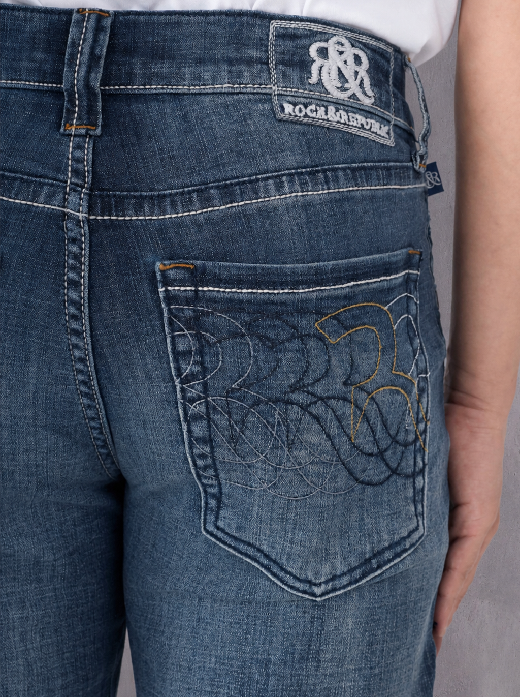 Neil Multi Wave R Stitch Slim Straight Jean