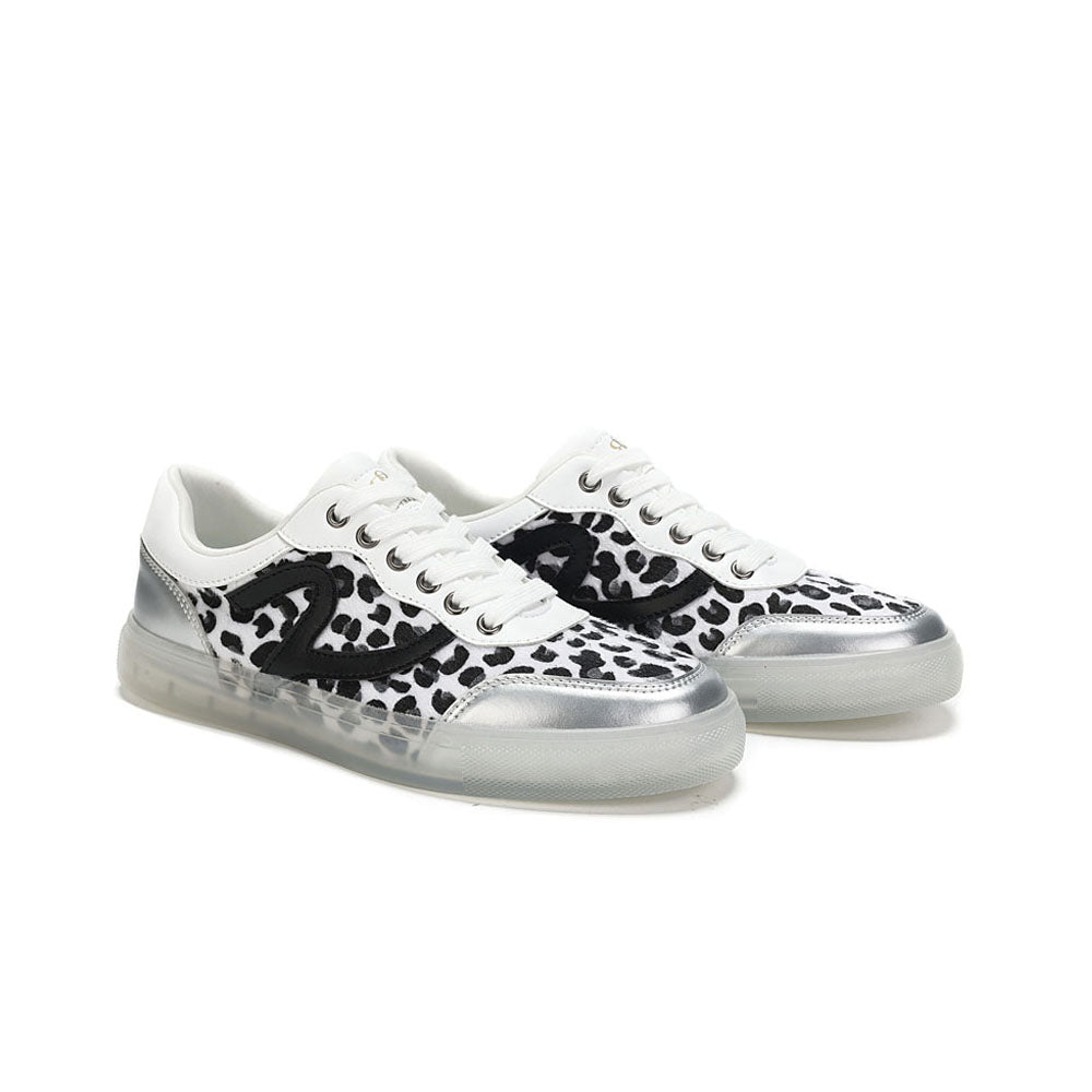 Patterned Low Top Sneaker