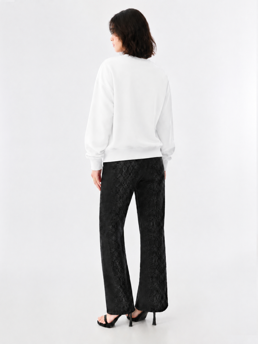 Pearl Logo Crewneck Sweatshirt