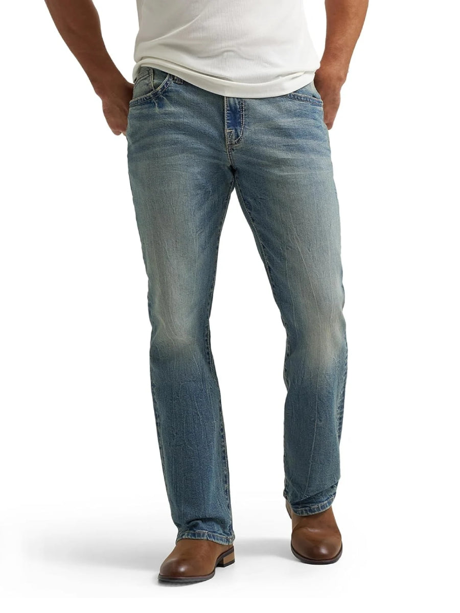 Front full view of Rock & Republic Henlee bootcut jeans in Headbanger featuring vintage wash and classic bootcut leg.