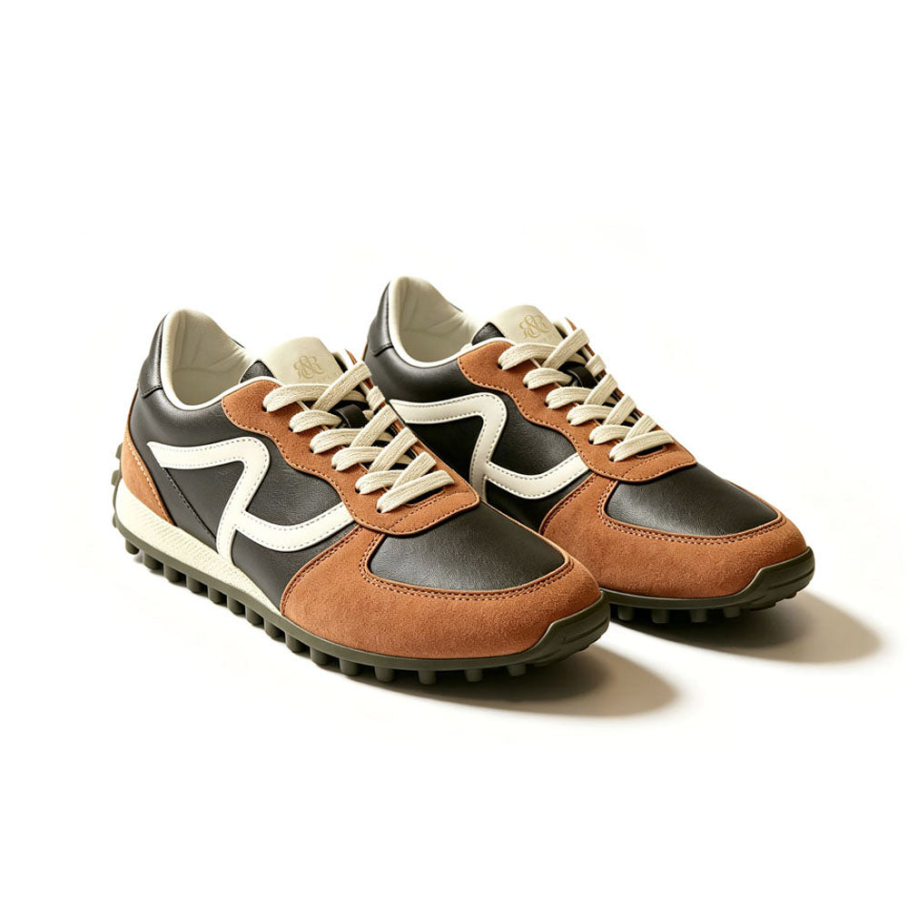 Contrast Sole Low Top Sneaker