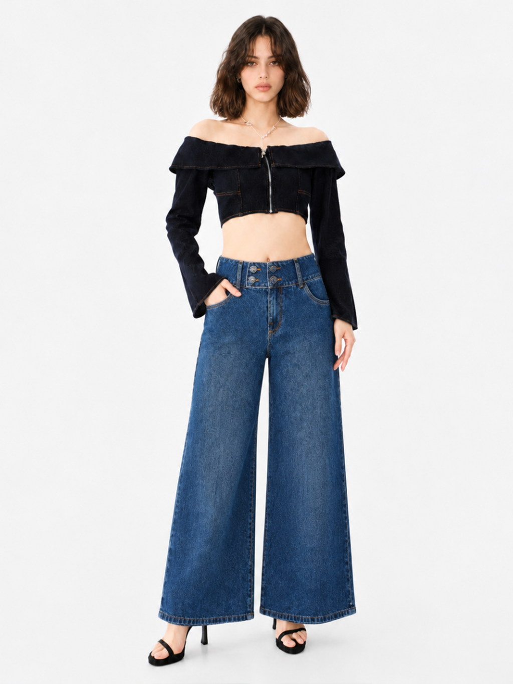 R Pocket Wide Leg Jeans