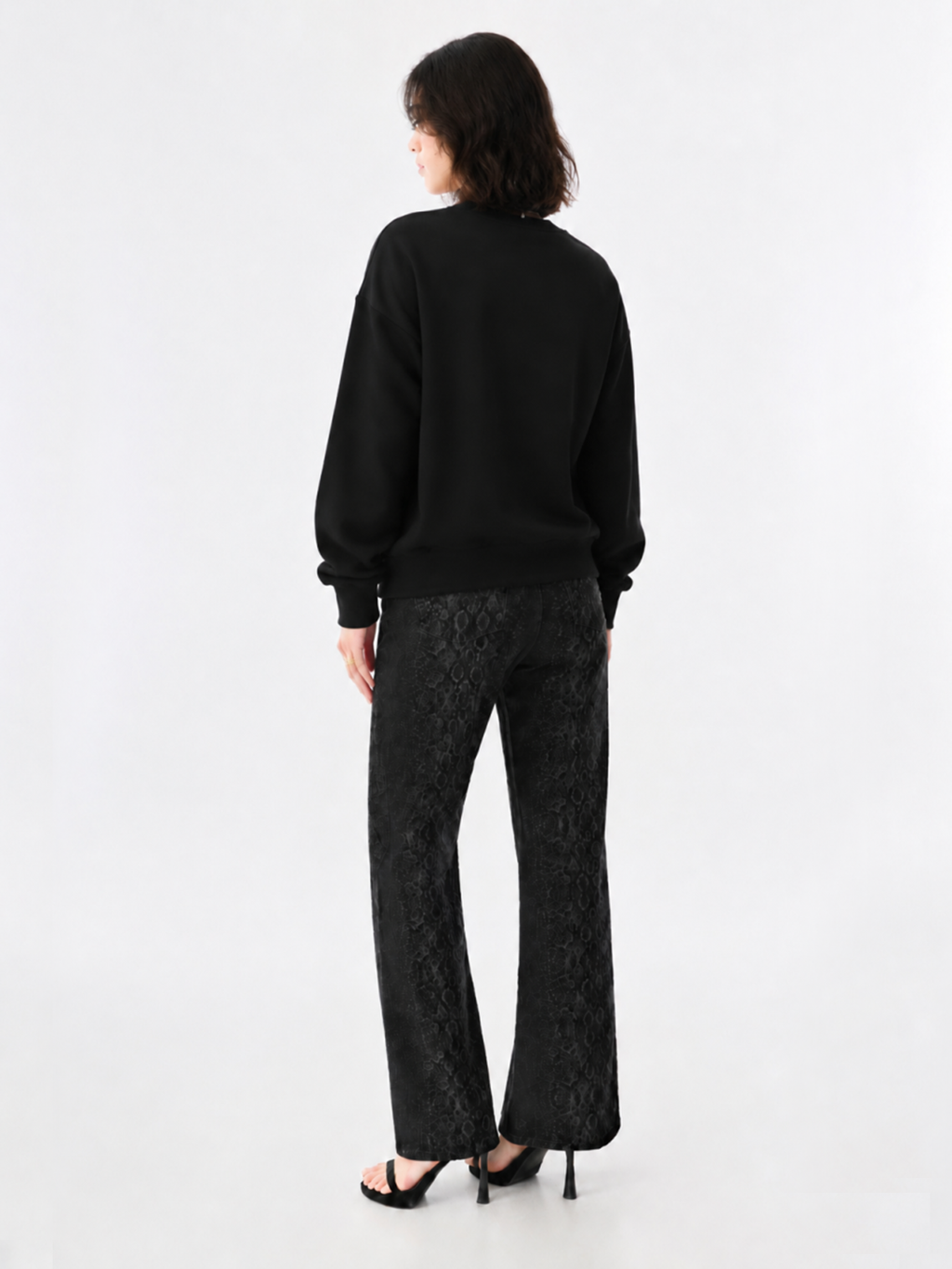 Pearl Logo Crewneck Sweatshirt