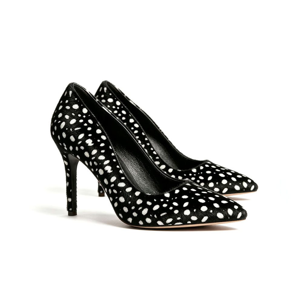 Spotted Pointed Toe Pump