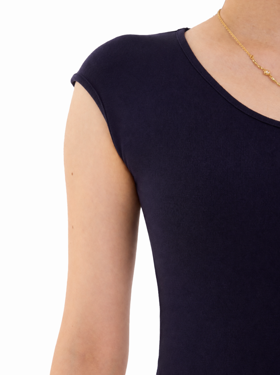 Side Tie Asymmetric Hem Crop Top