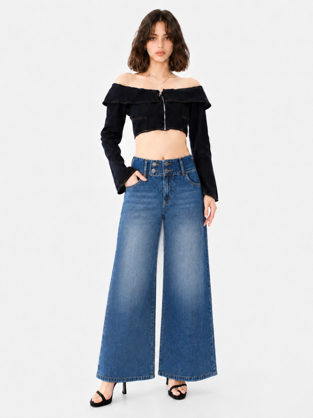 R Pocket Wide Leg Jeans