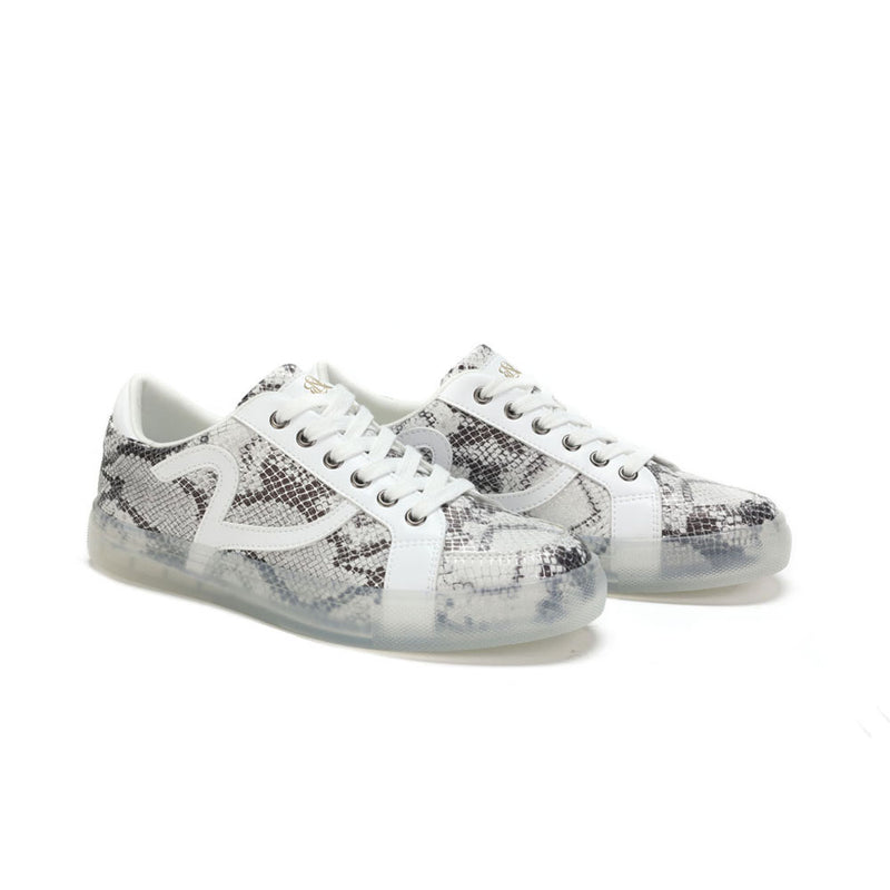 Distressed Low Top Sneaker
