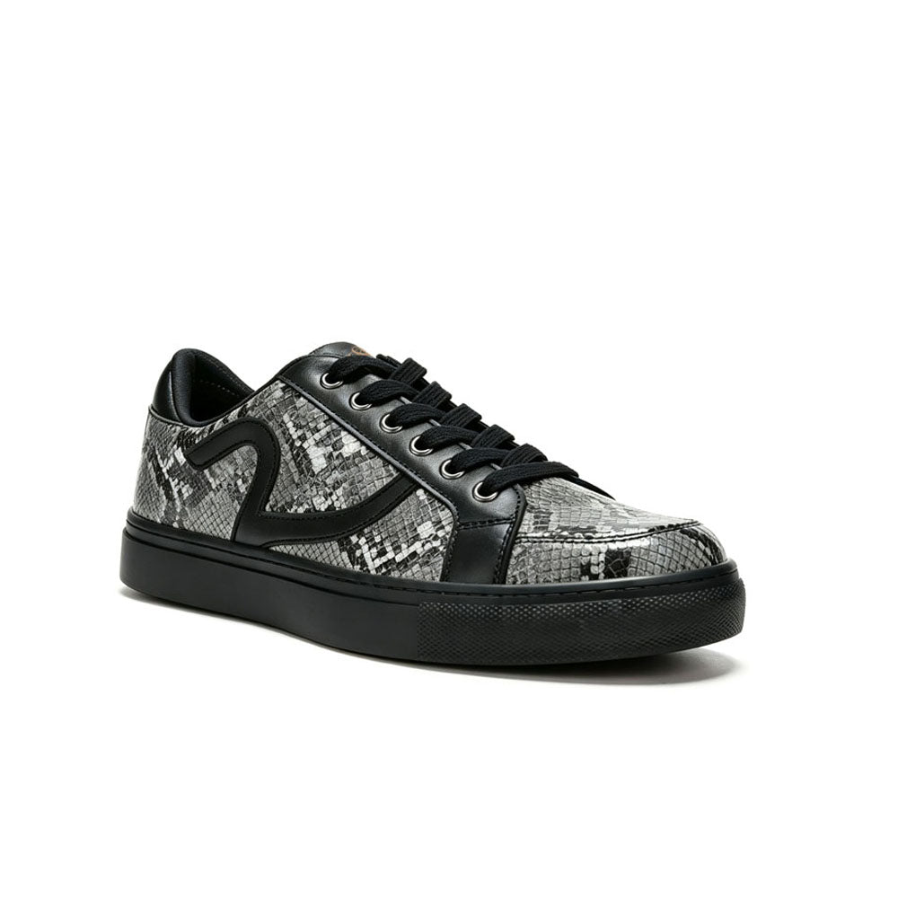 Distressed Low Top Sneaker