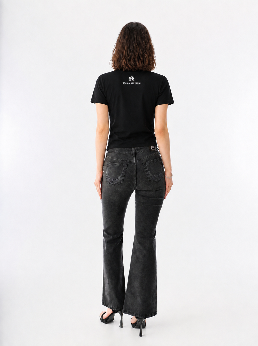 Fitted T-Shirt with Tonal Script Logo Detail