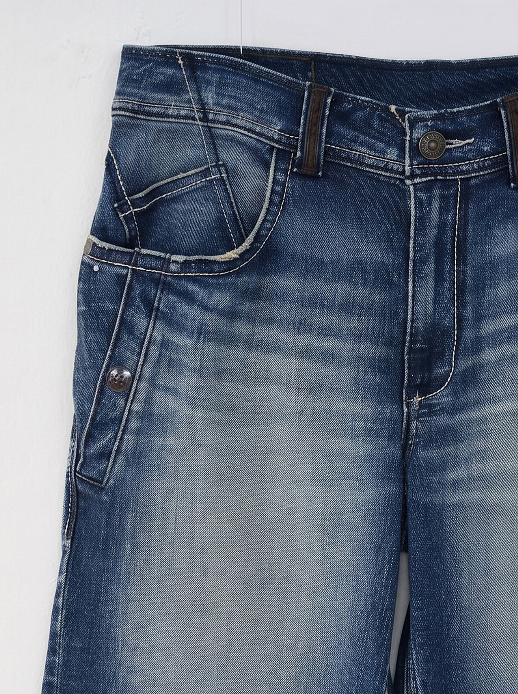 Contrast Trim Seamed Denim Shorts