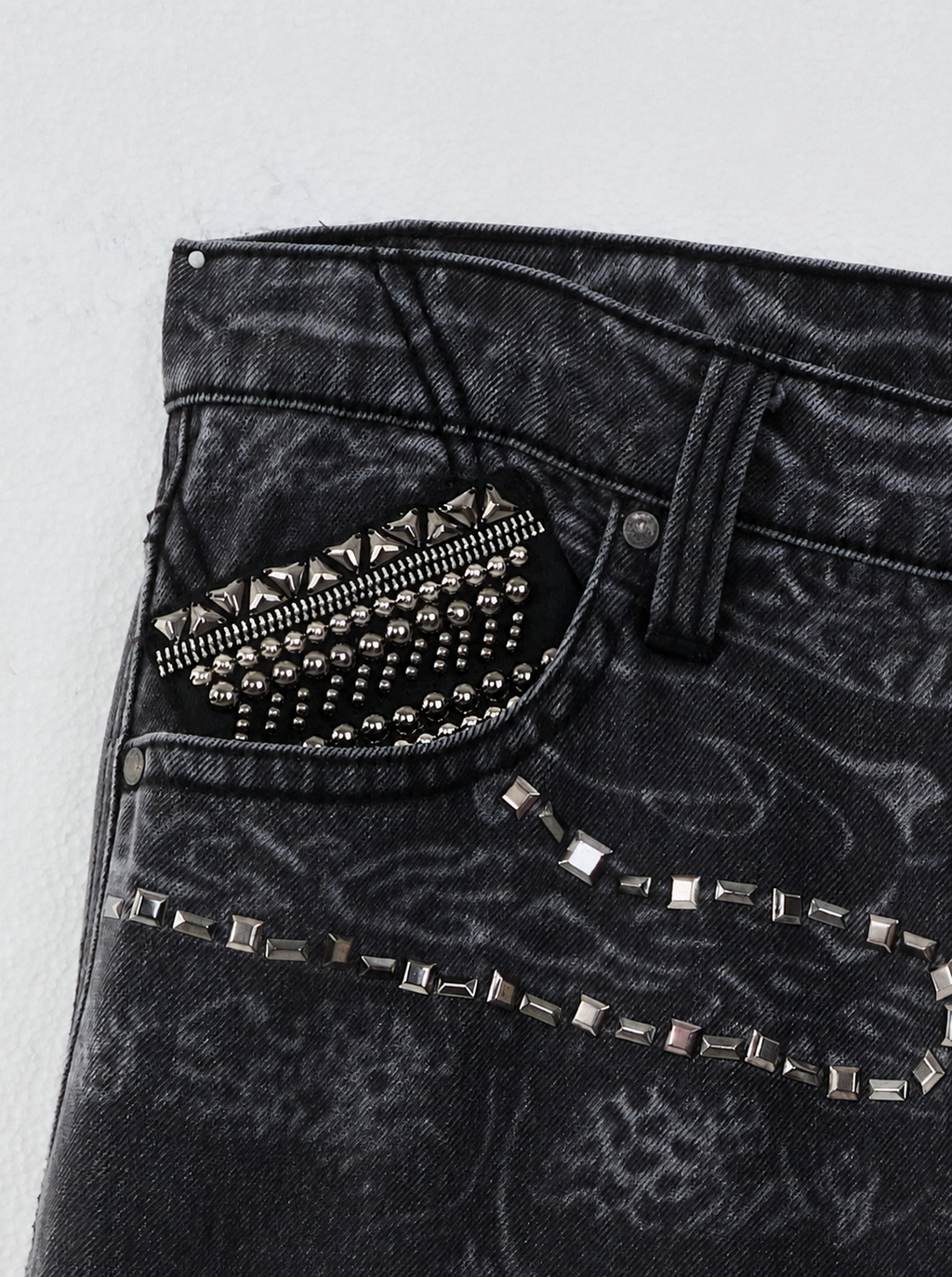 Cade Chain Pocket Wide Leg Jean