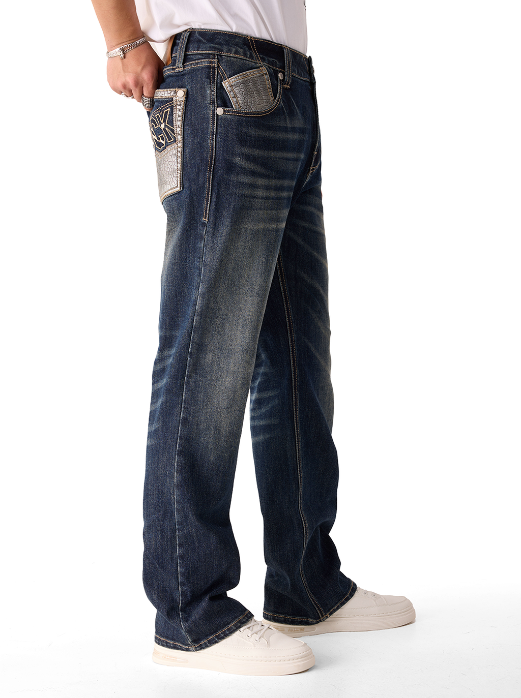 Neil Embroidered Straight Jean