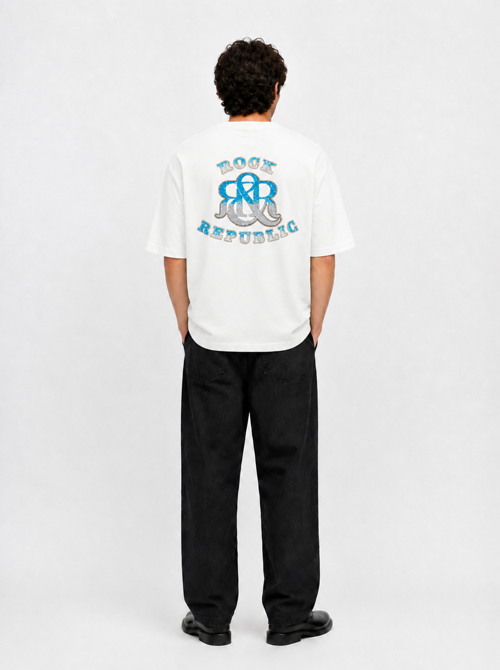 Embroidered Crest Relaxed T-Shirt