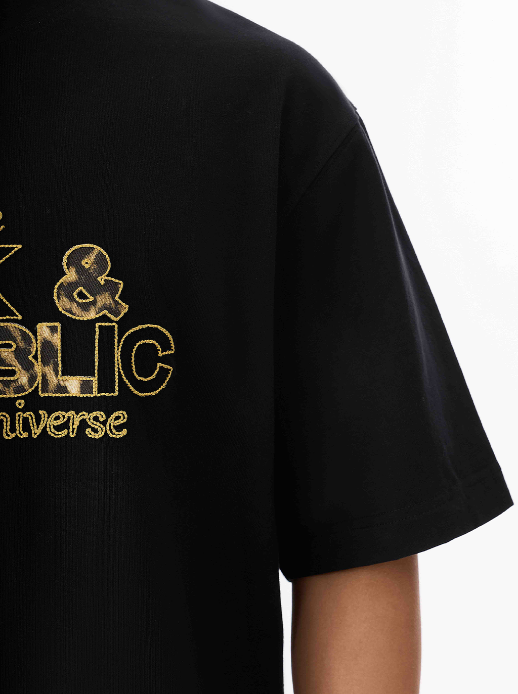 Gold Rock Graphic Relaxed T-Shirt