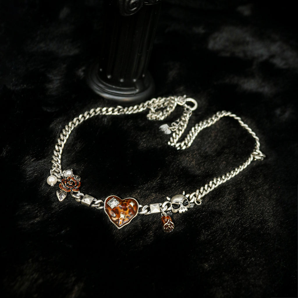 Heart Stone Effect Charm Link Wristband