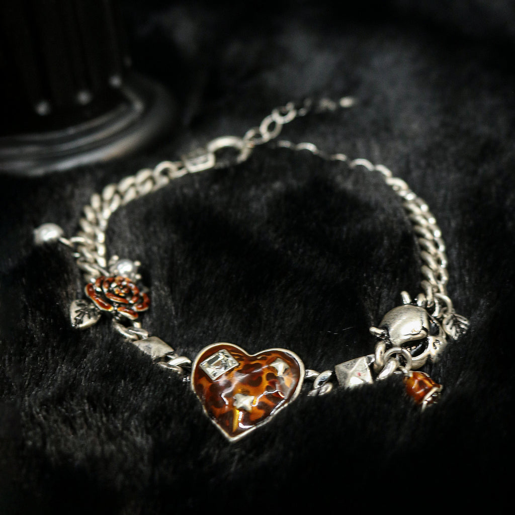 Heart Stone Effect Charm Link Wristband
