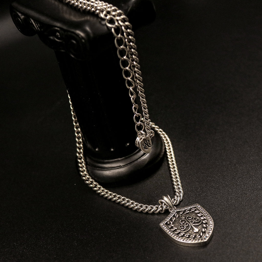 Aureus Shield Crest Chain Necklace