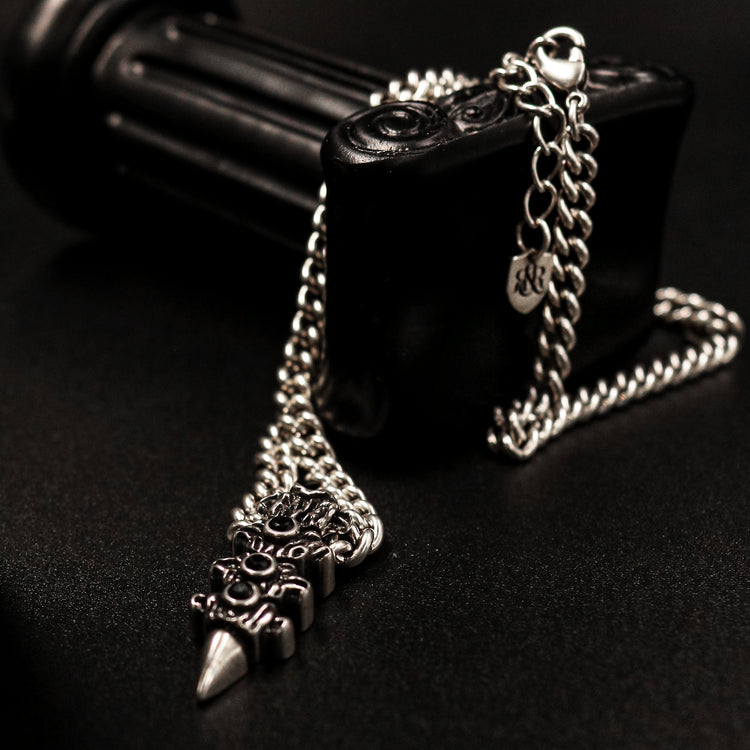 Raven Claw Spike Chain Necklace