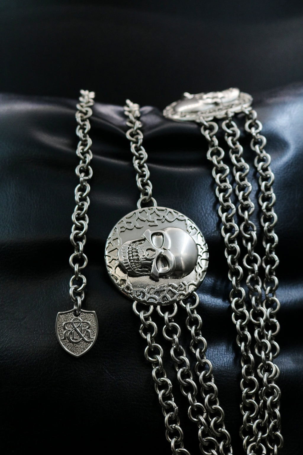 Chain-Embellished Skull Medallion Belt