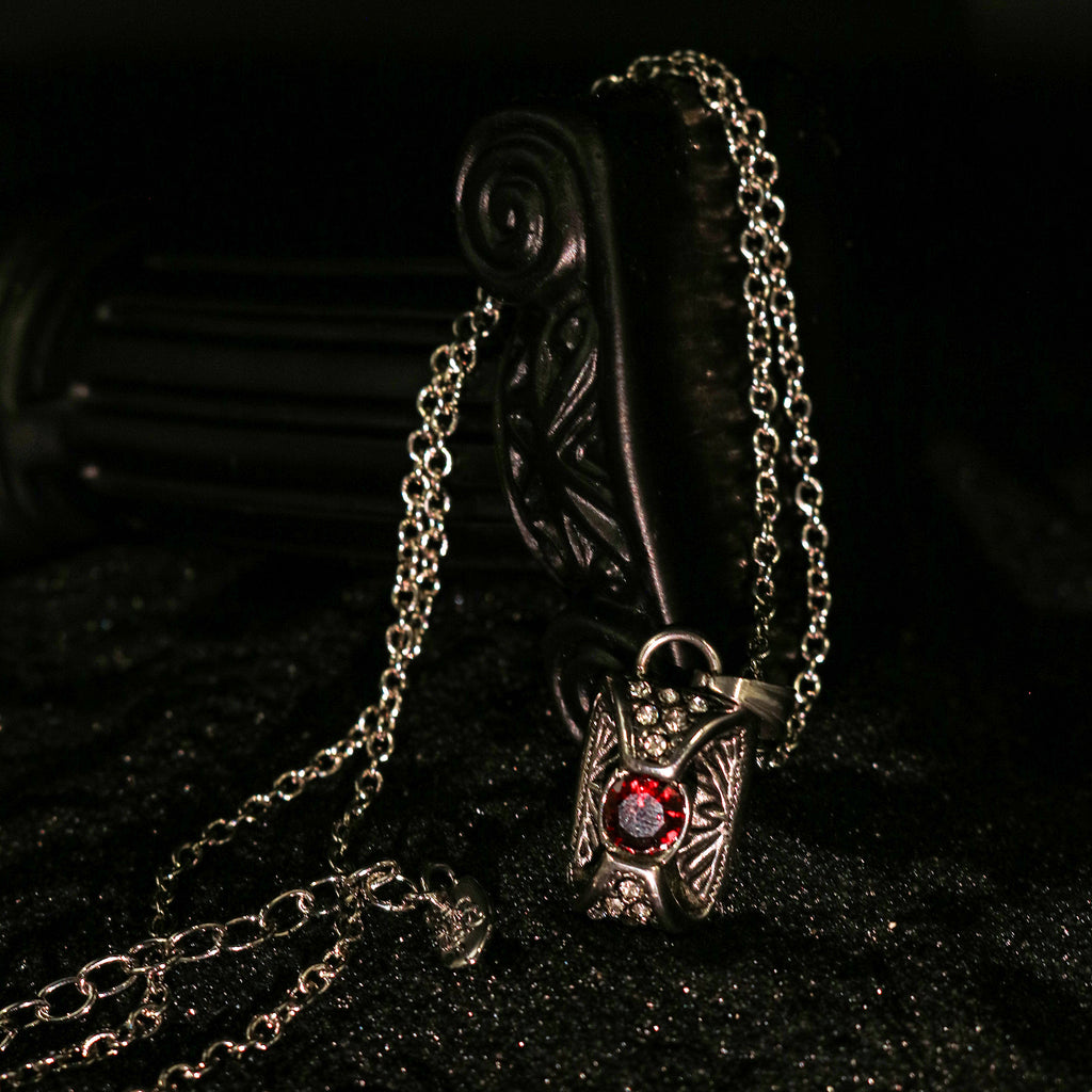 Crimson Relic Garnet Lock Necklace