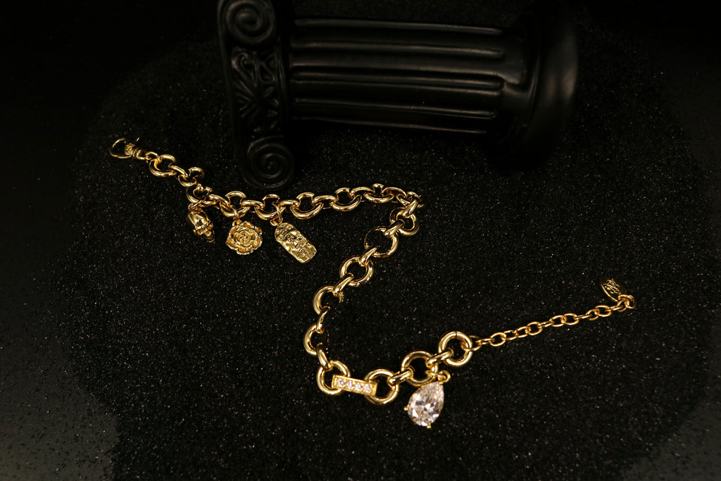 Teardrop Cubic Zirconia Charm Link Wristband