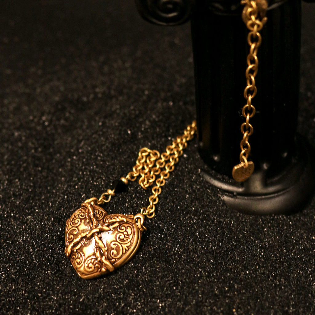 Ornate Winged Heart Chain Necklace
