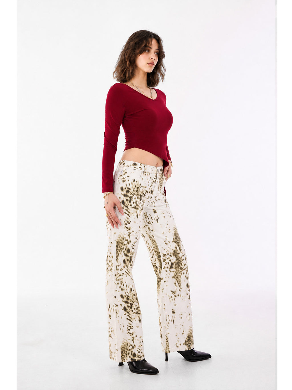 Kaia Logo Embroidered Straight Jean
