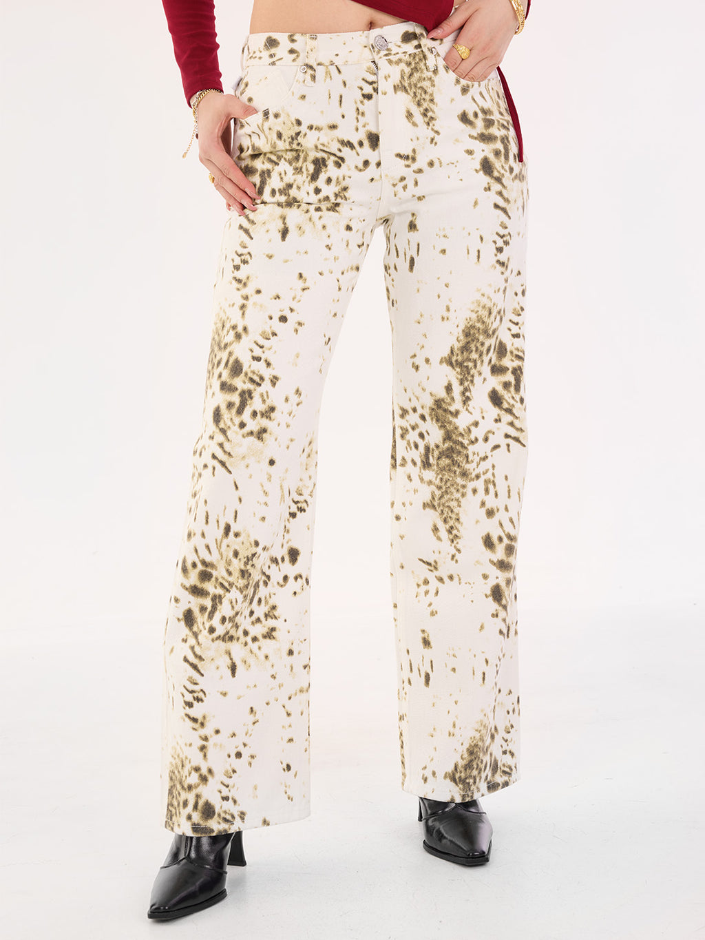 Kaia Logo Embroidered Straight Jean