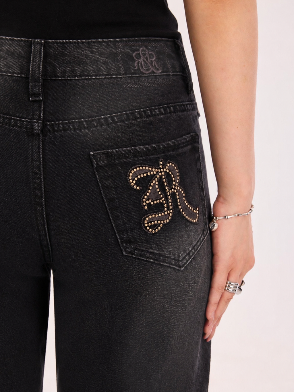 Kaia Frayed Hem Straight Jean