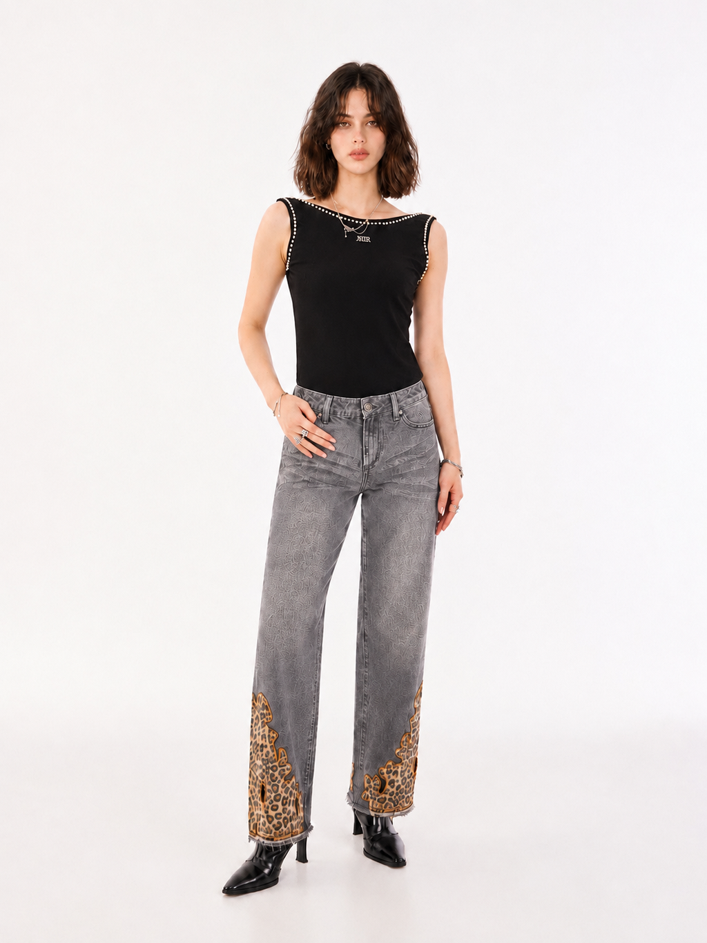 Kaia Frayed Hem Straight Jean