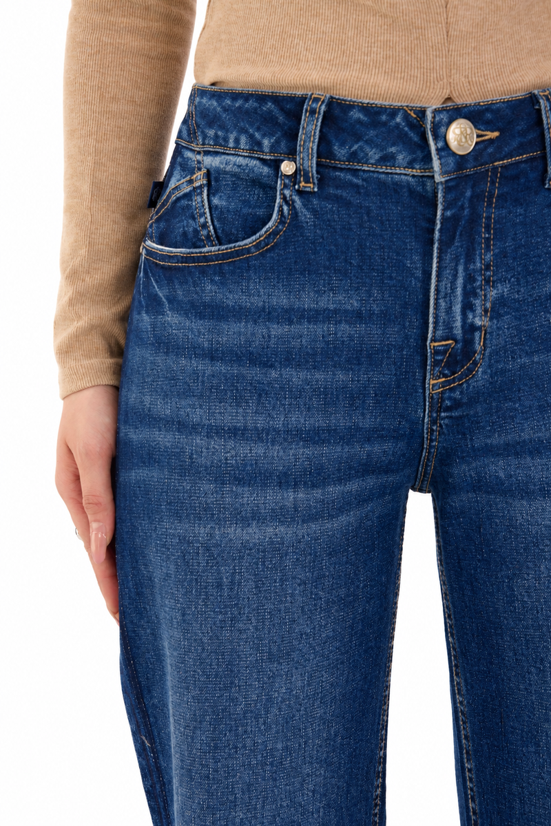 Kaia Tonal R Indigo Straight Jean