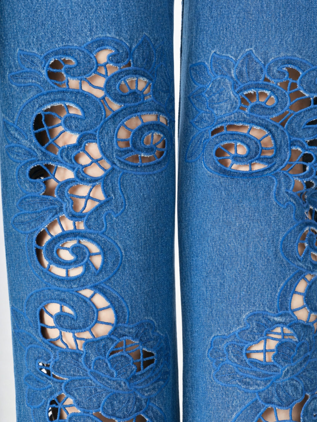 Kaia Curved Pocket Stitching Straight Jean