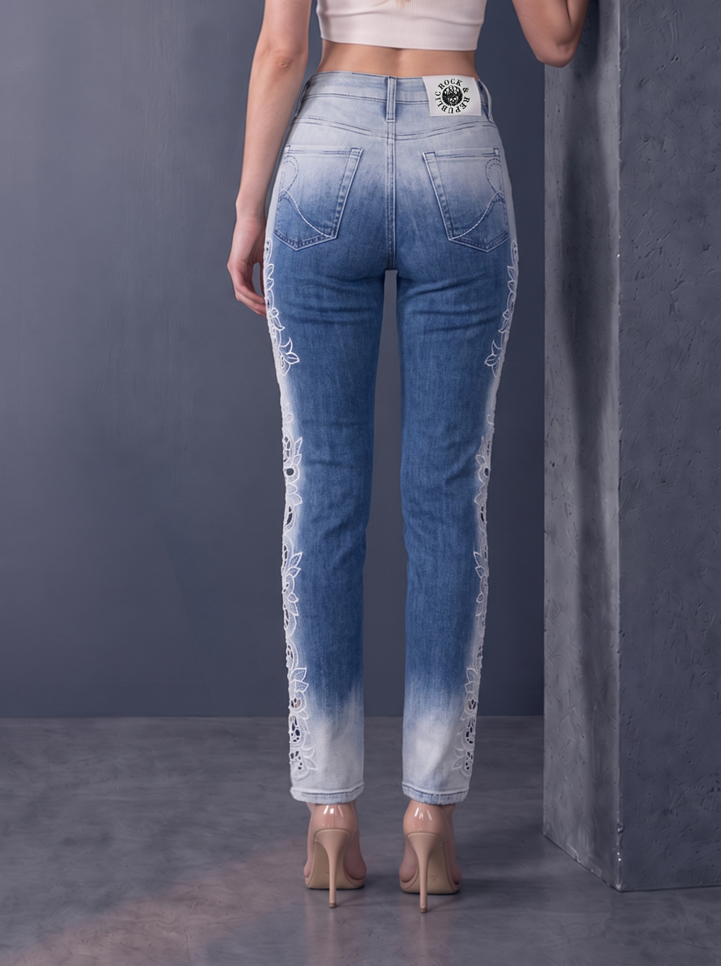 Kaia Ice Fade Straight Jean