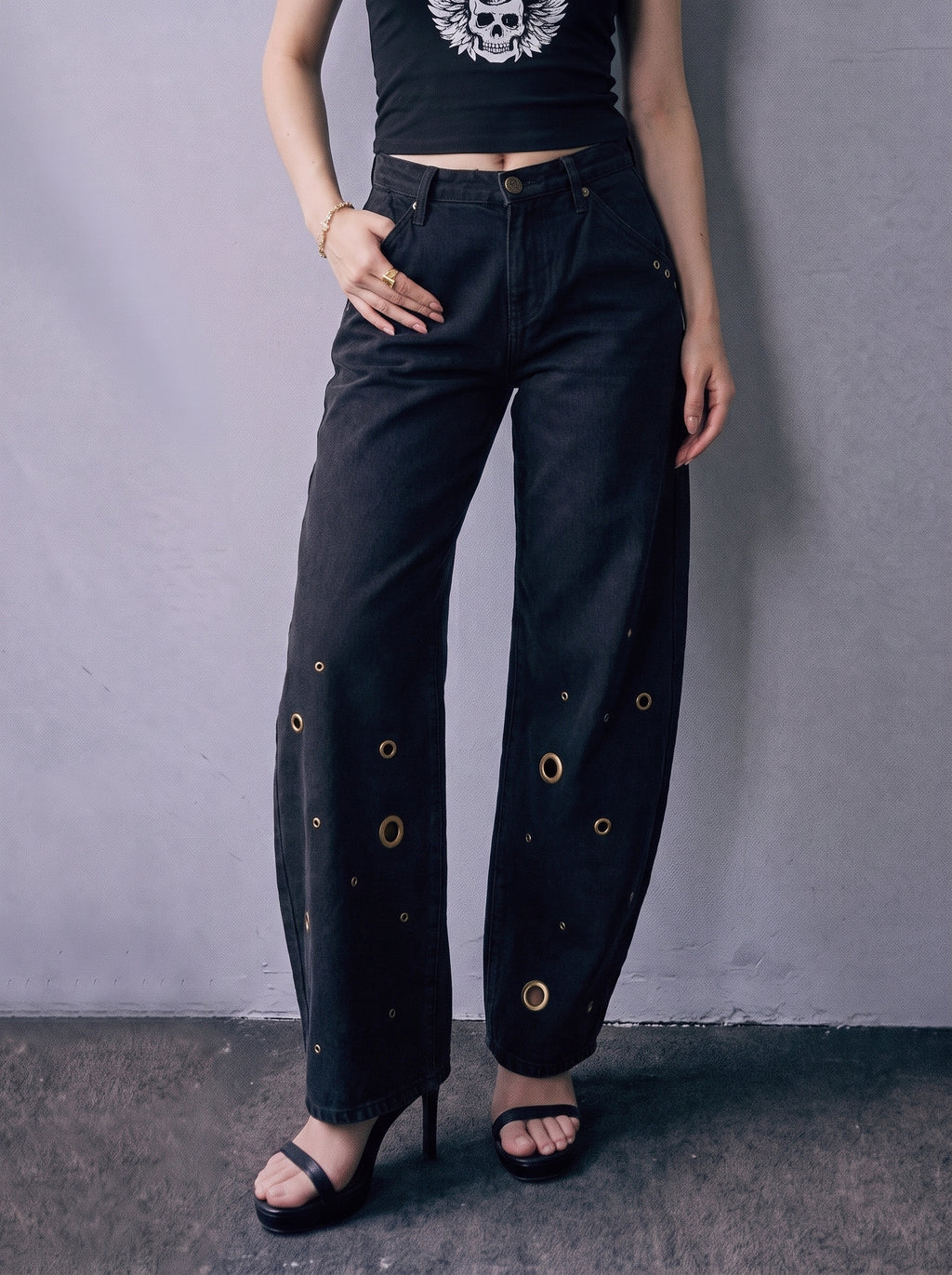 Rowan Gold Eyelet Barrel Leg Jean