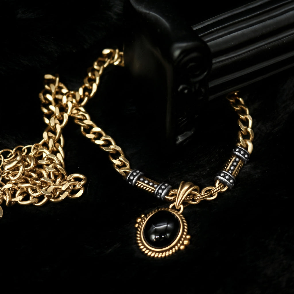 Black Cabochon Link Chain Necklace