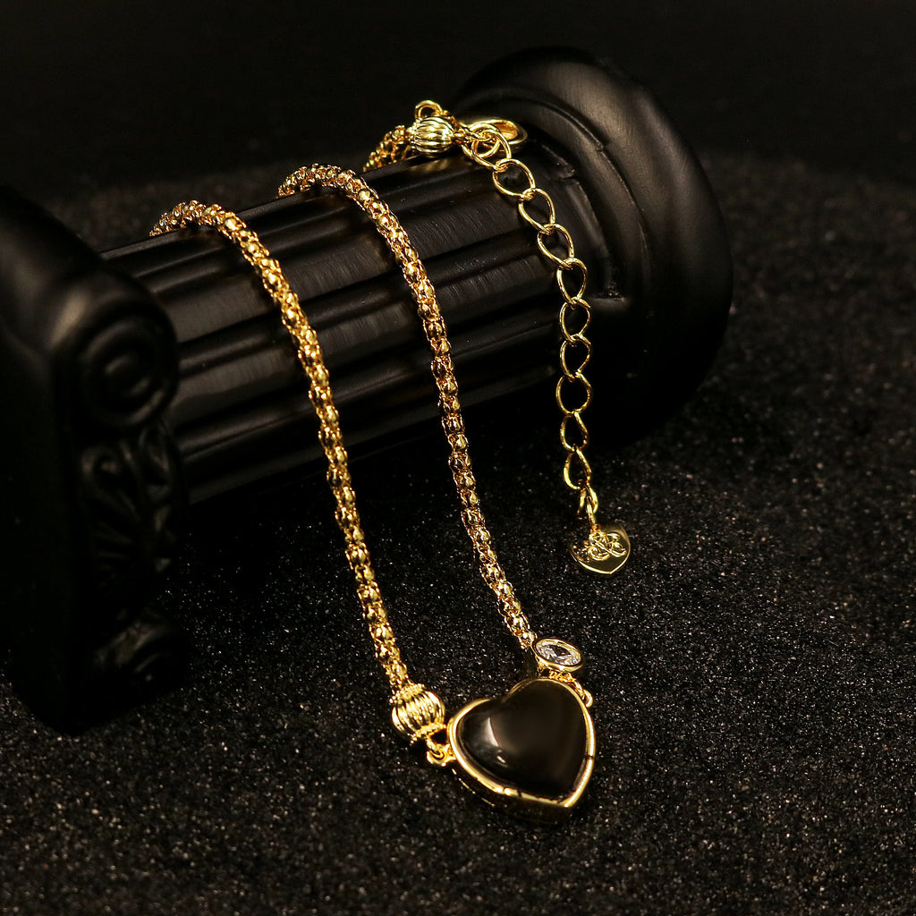 Hollow Heart Link Necklace