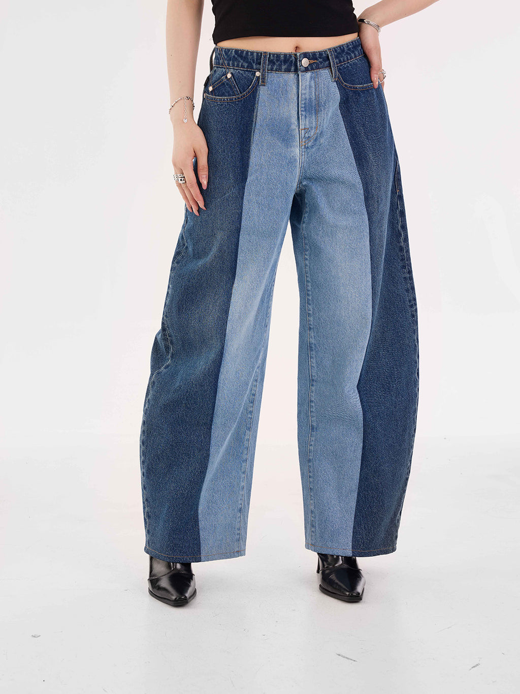 Rowan Two-Tone Panel Barrel Leg Jean