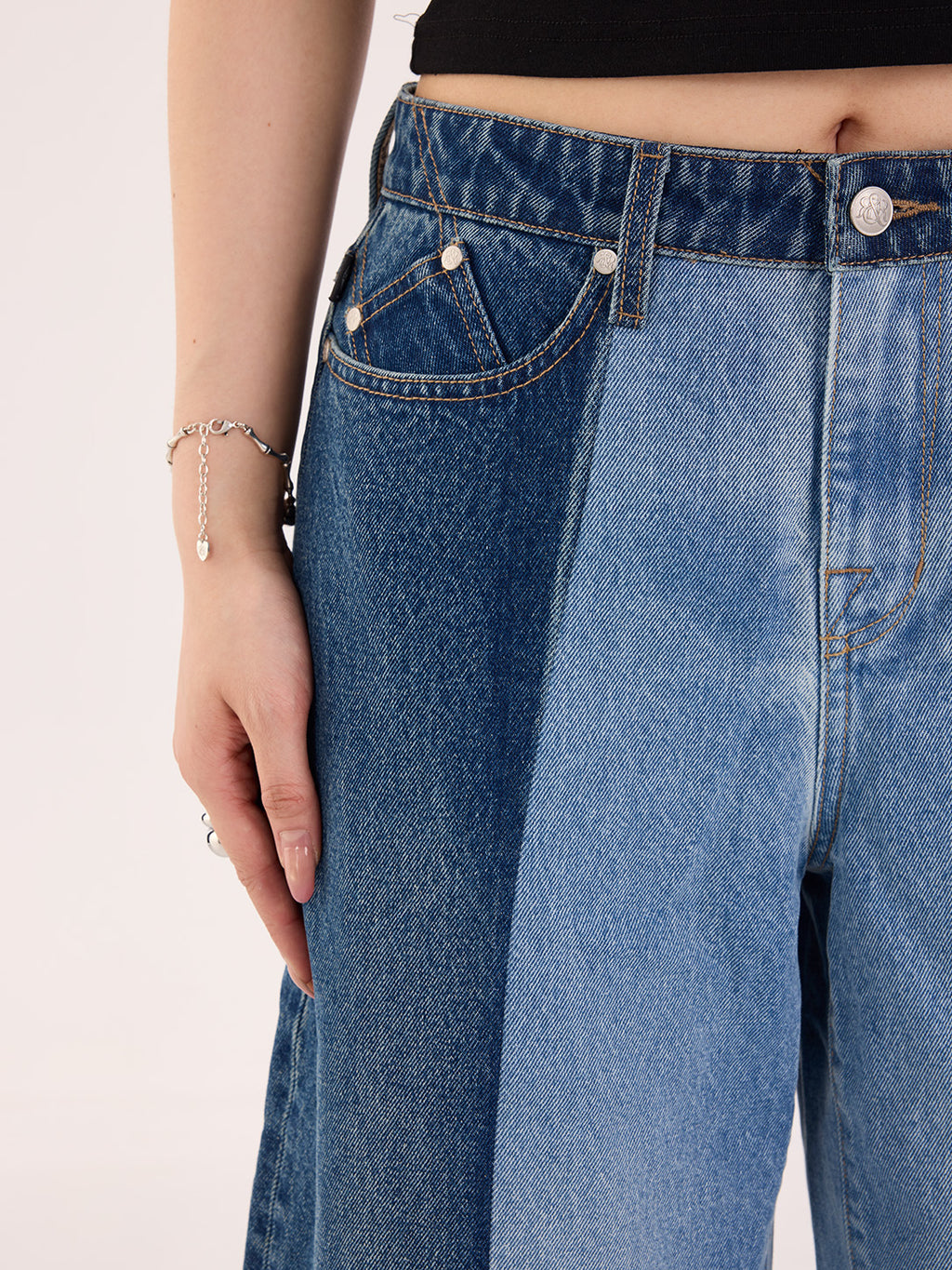 Rowan Two-Tone Panel Barrel Leg Jean
