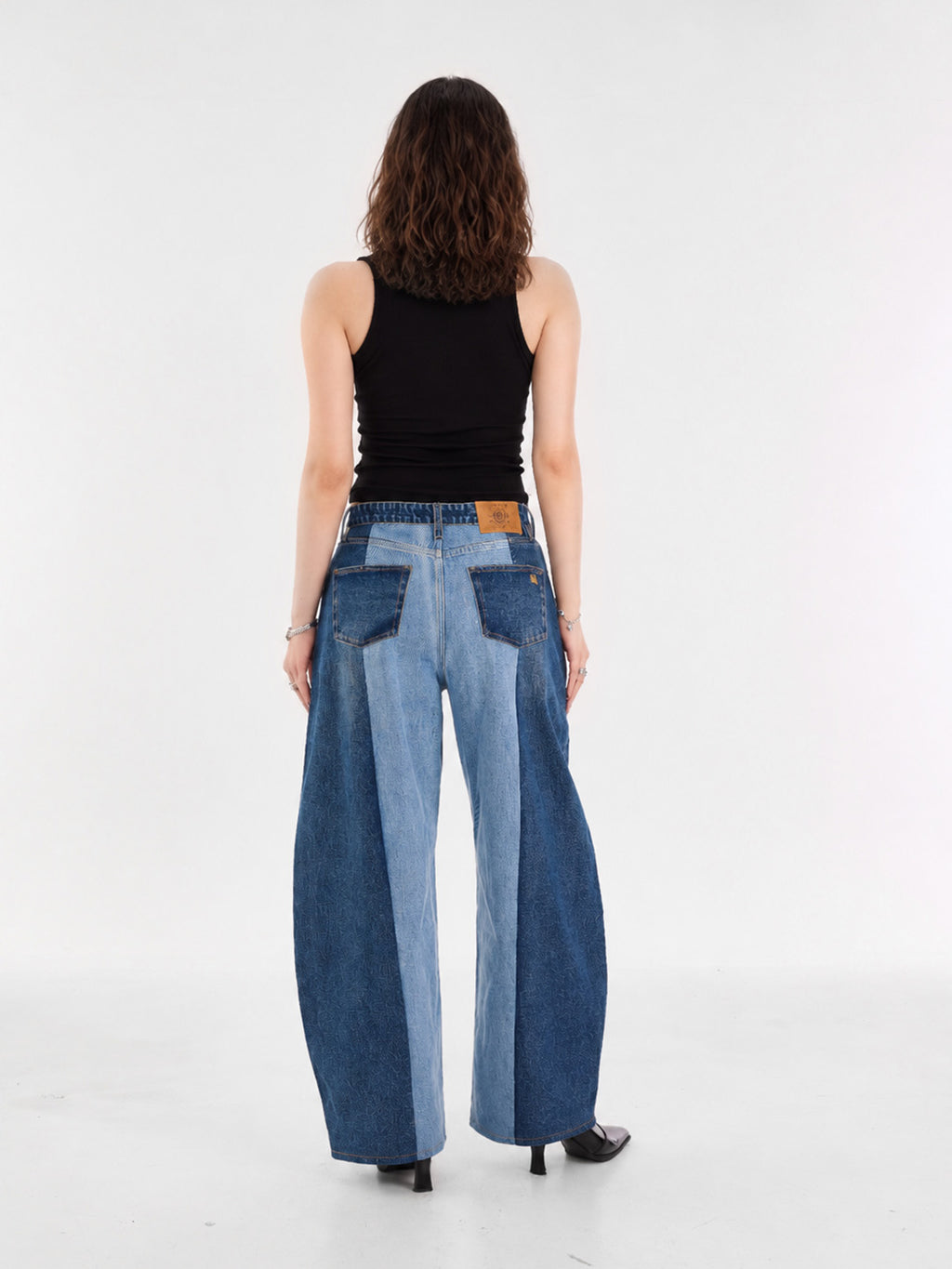 Rowan Two-Tone Panel Barrel Leg Jean