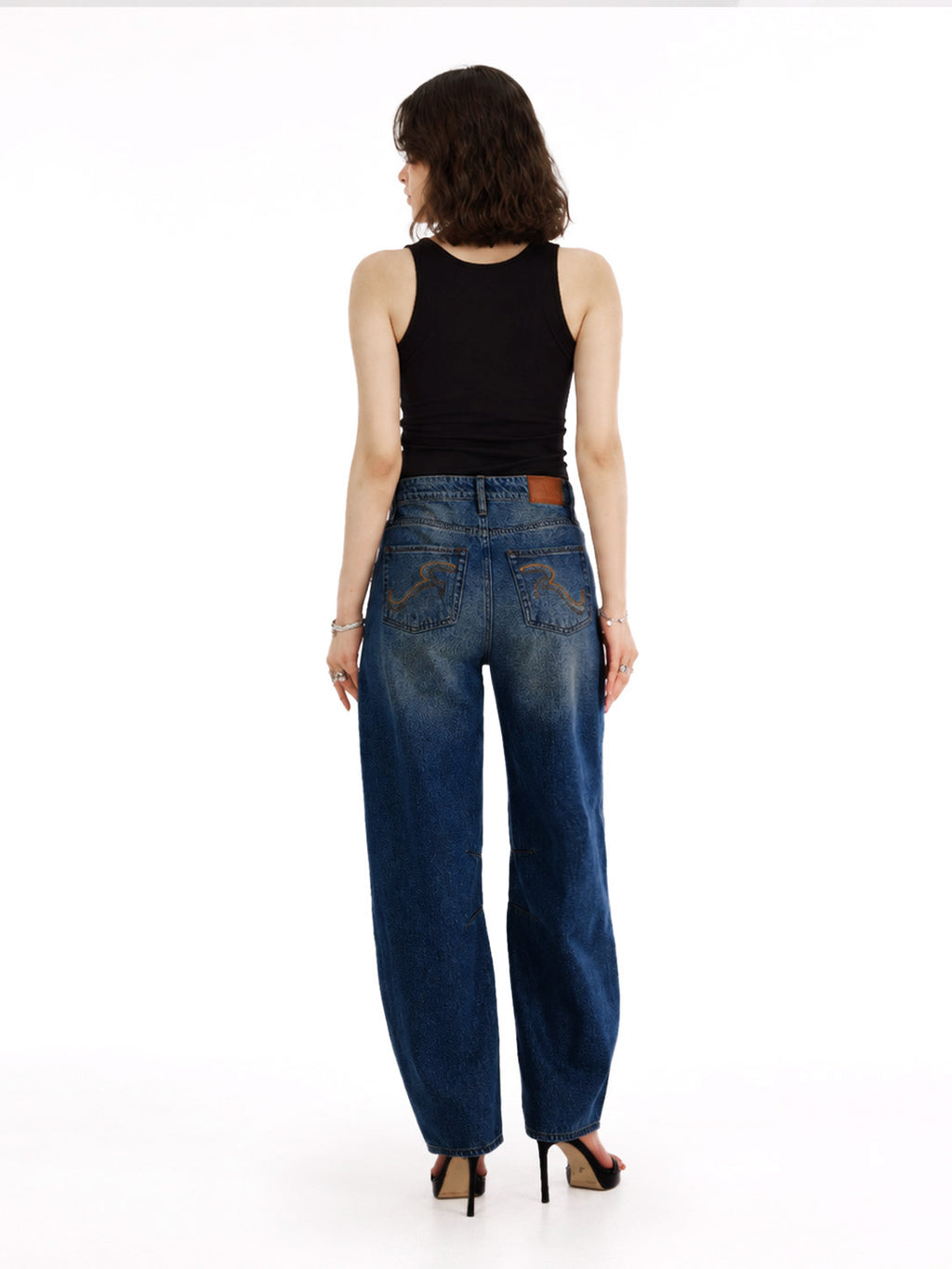 Rowan R Embroidered Barrel Leg Jean