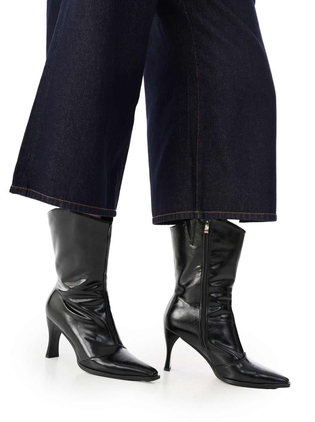 Kendall Triple Button Cropped Wide Leg Jean