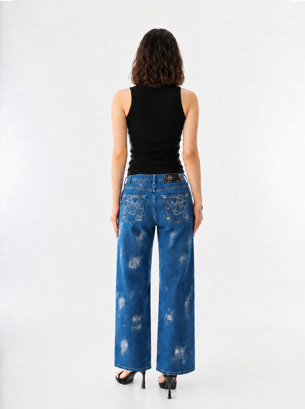 Charm Neck Fitted Tank Top