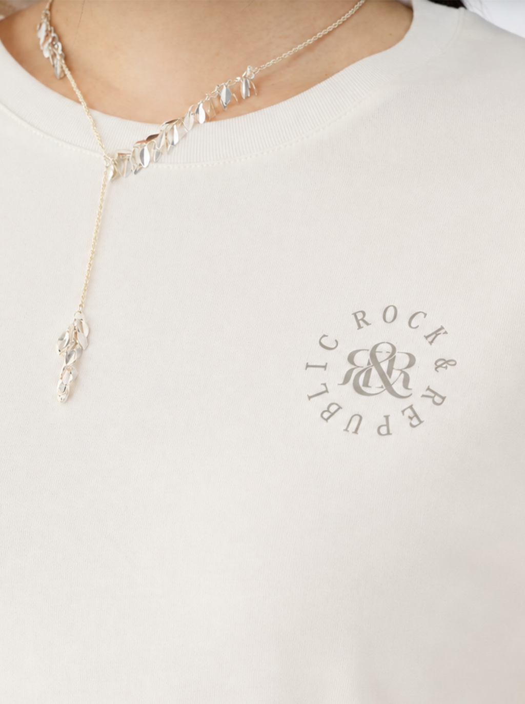 Crest Logo Relaxed T-Shirt