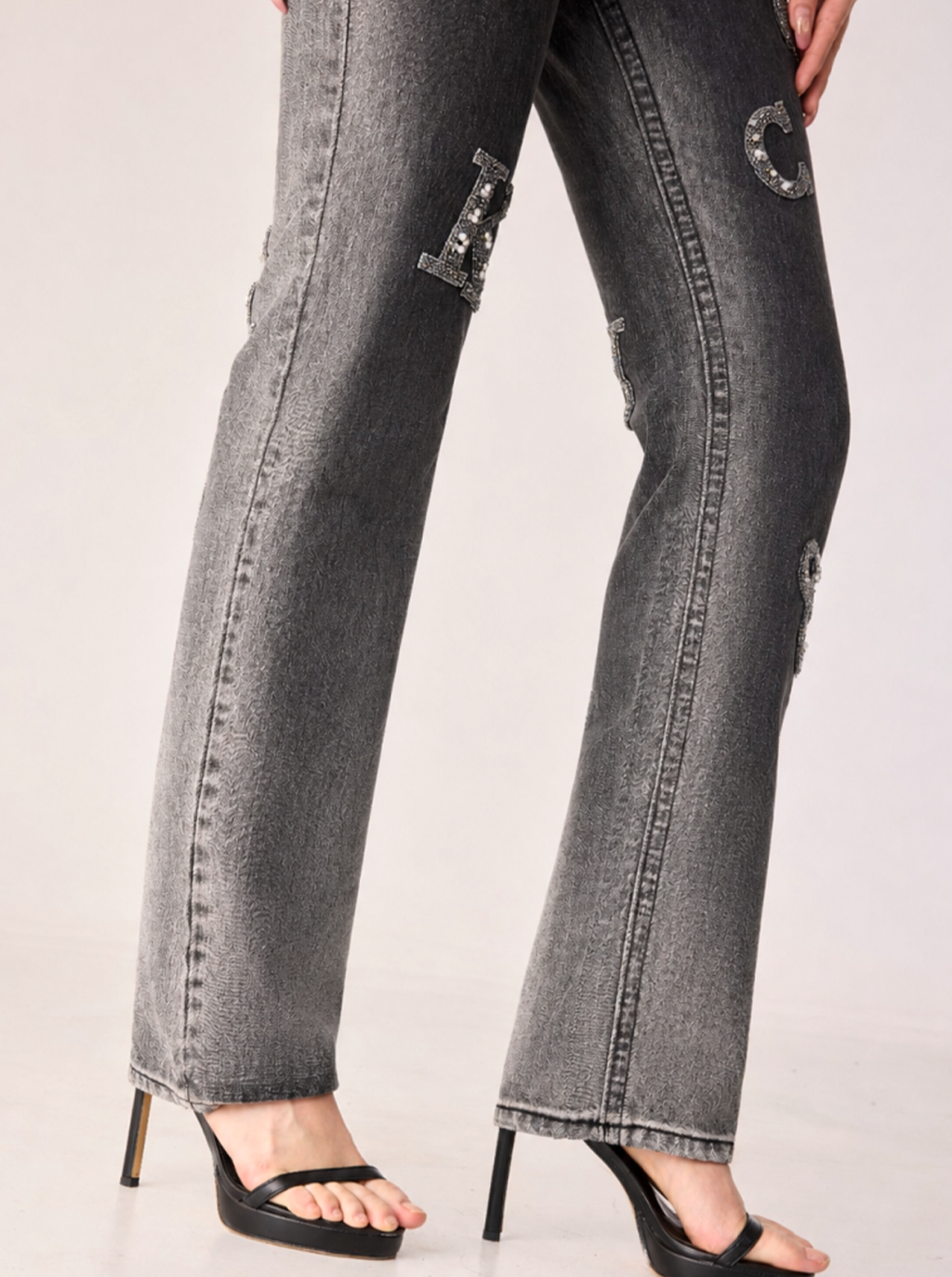 Kaia Mid Rise Rock Letter Straight Jean