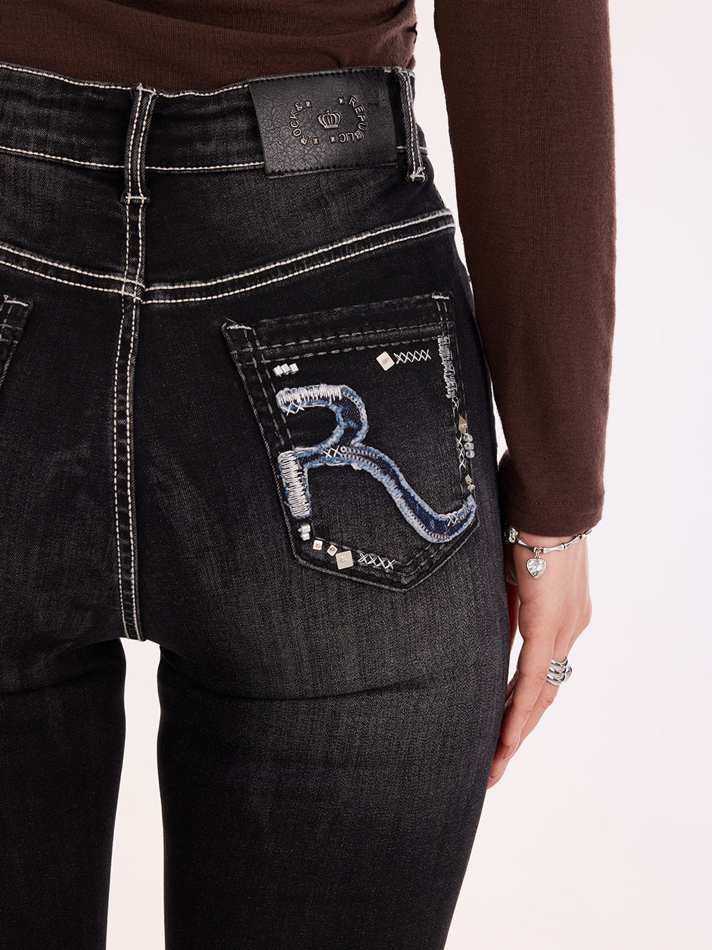 Kaia Mid Rise Wing Pocket Straight Jean