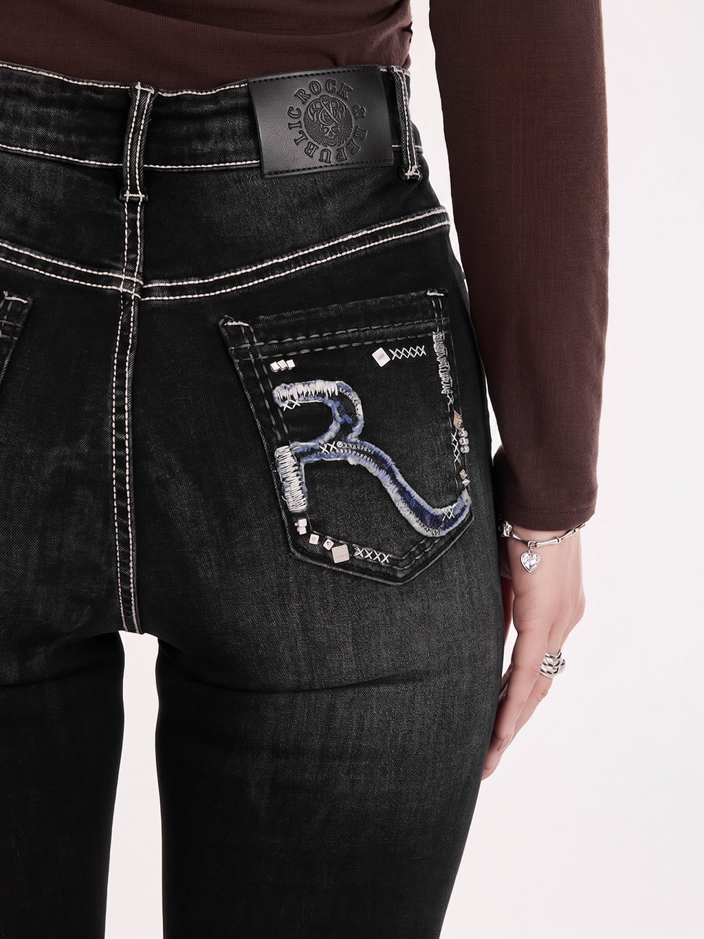 Kaia Mid Rise Wing Pocket Straight Jean