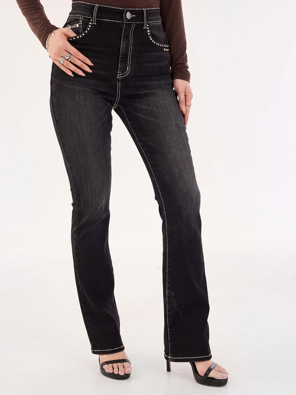 Kaia Mid Rise Wing Pocket Straight Jean