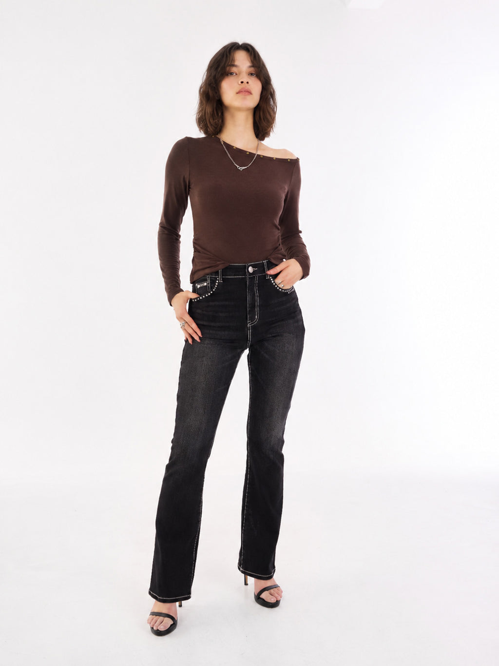 Kaia Mid Rise Wing Pocket Straight Jean